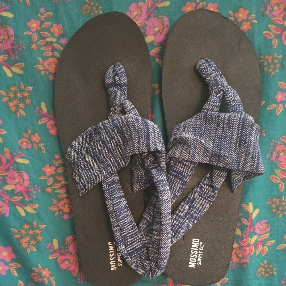 Mossimo Black and Blue Sandals
